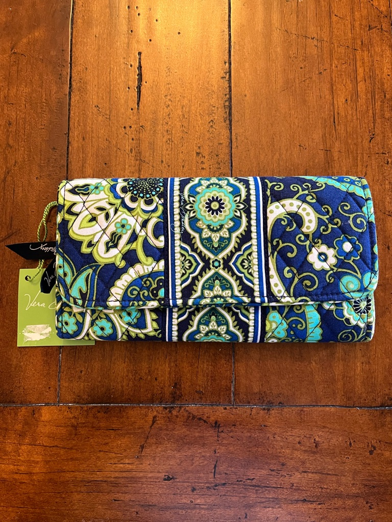 Nwt Vera Bradley Gallery Wallet - Rhythm & Blues